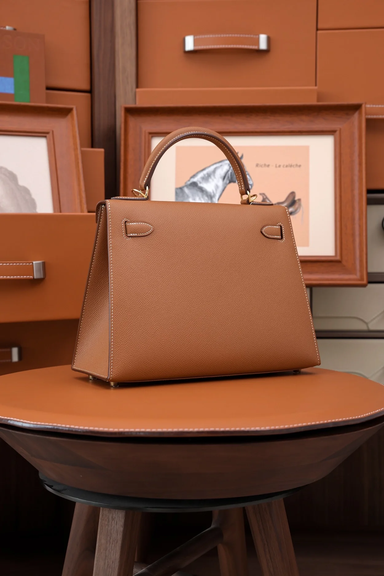 에르메스 켈리 28 셀리에 브라운 골드 하드웨어 (100% HAND MADE)