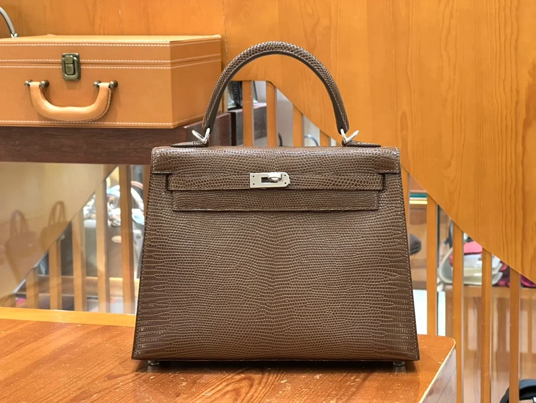에르메스 켈리 25 셀리에 리자드 브라운 팔라듐 하드웨어 (100% HAND MADE)