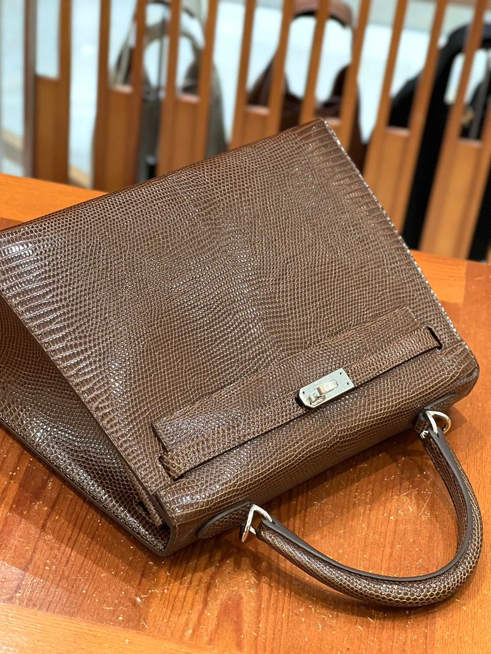 에르메스 켈리 25 셀리에 리자드 브라운 팔라듐 하드웨어 (100% HAND MADE)