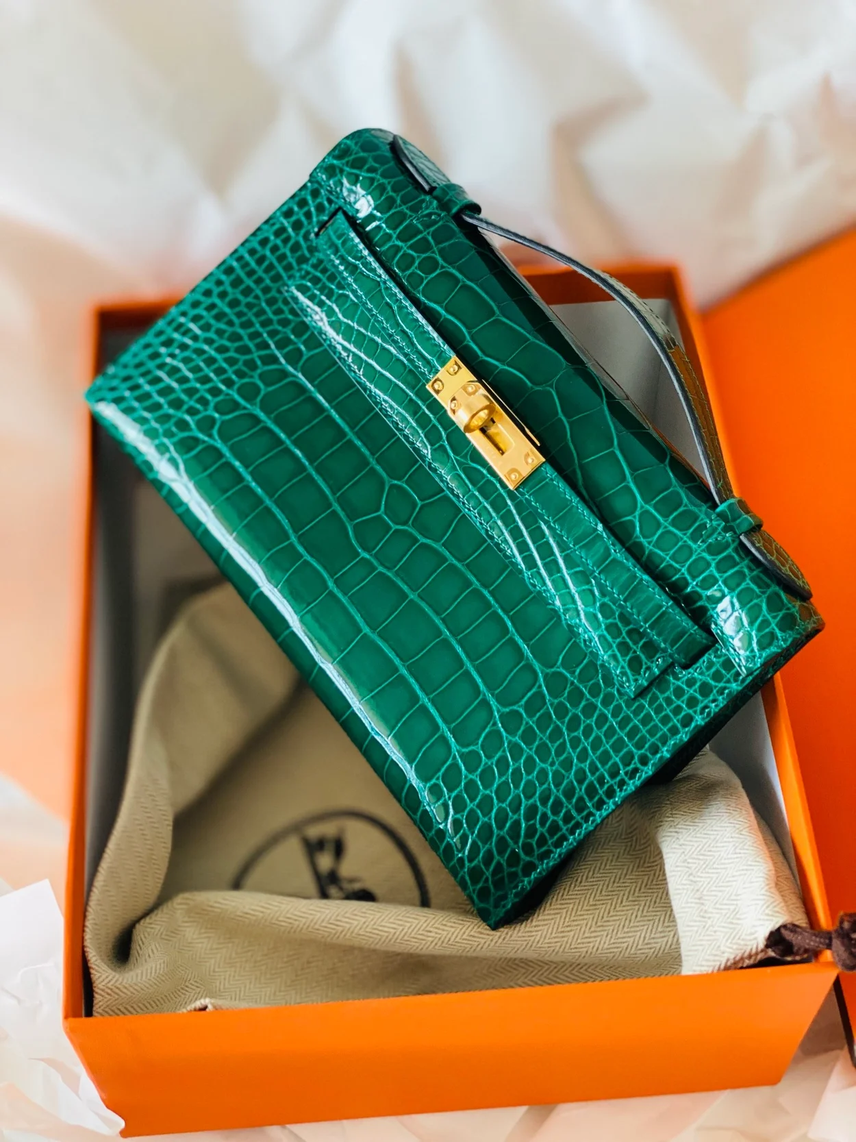 에르메스 켈리 포쉐트 엘리게이터 그린 골드 하드웨어 (100% HAND MADE)