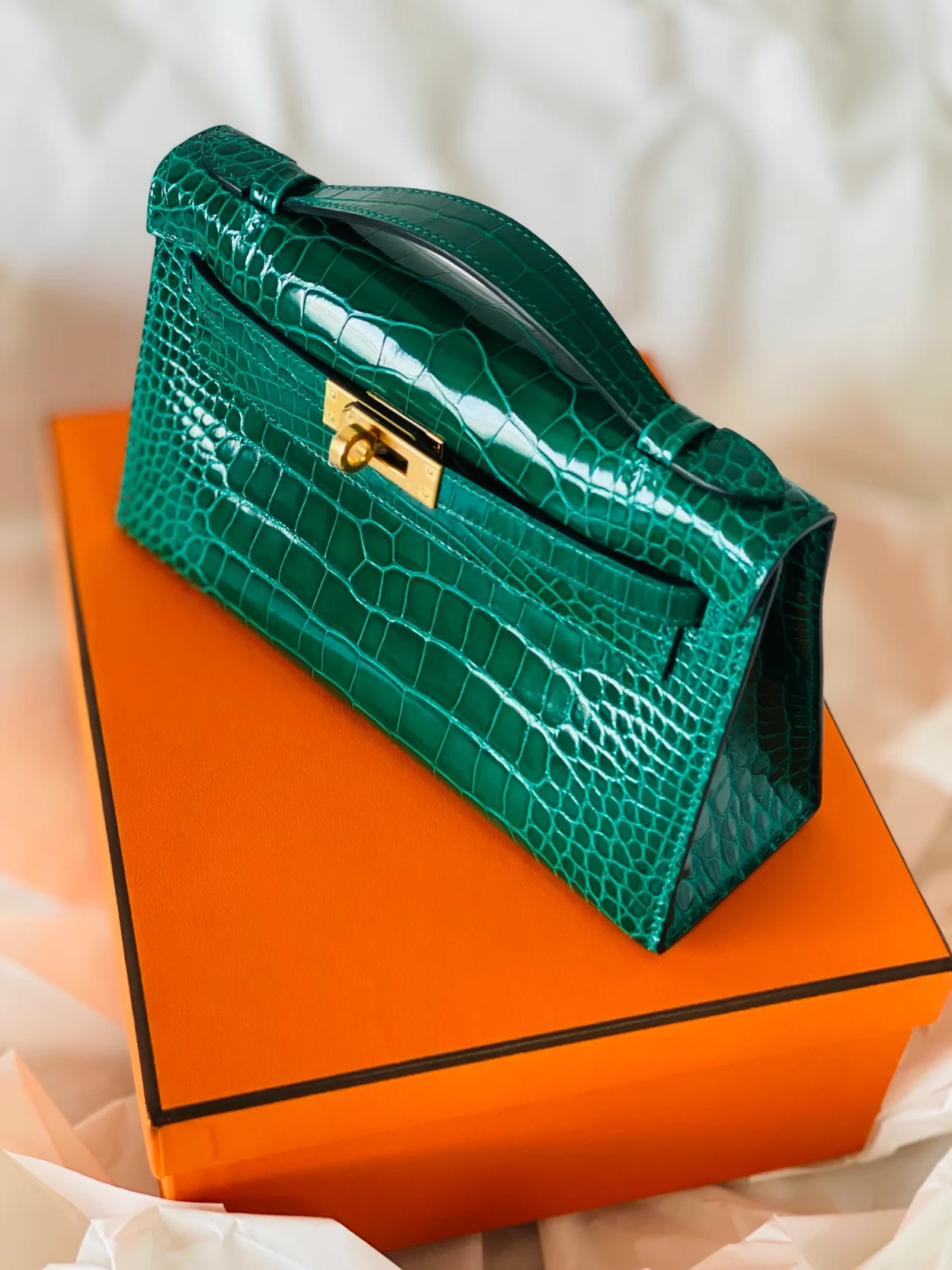 에르메스 켈리 포쉐트 엘리게이터 그린 골드 하드웨어 (100% HAND MADE)