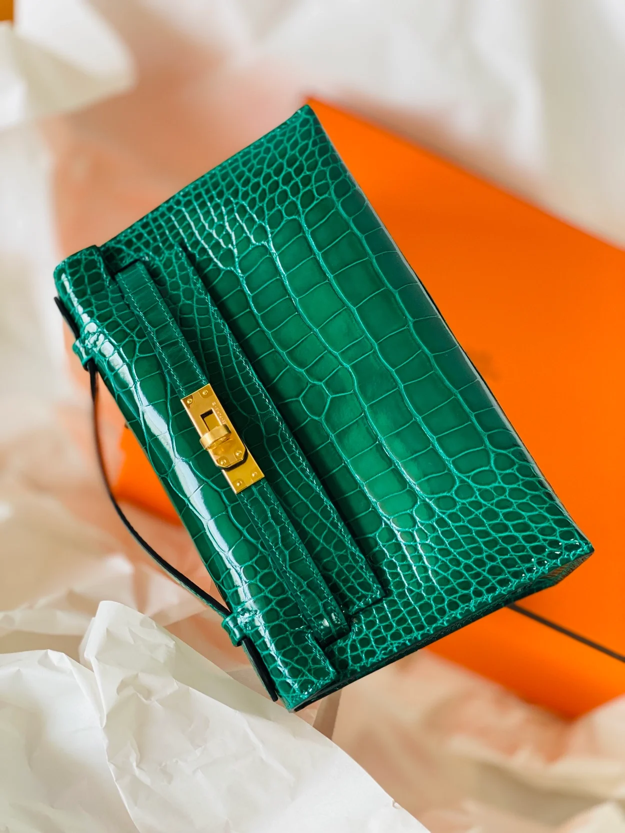 에르메스 켈리 포쉐트 엘리게이터 그린 골드 하드웨어 (100% HAND MADE)