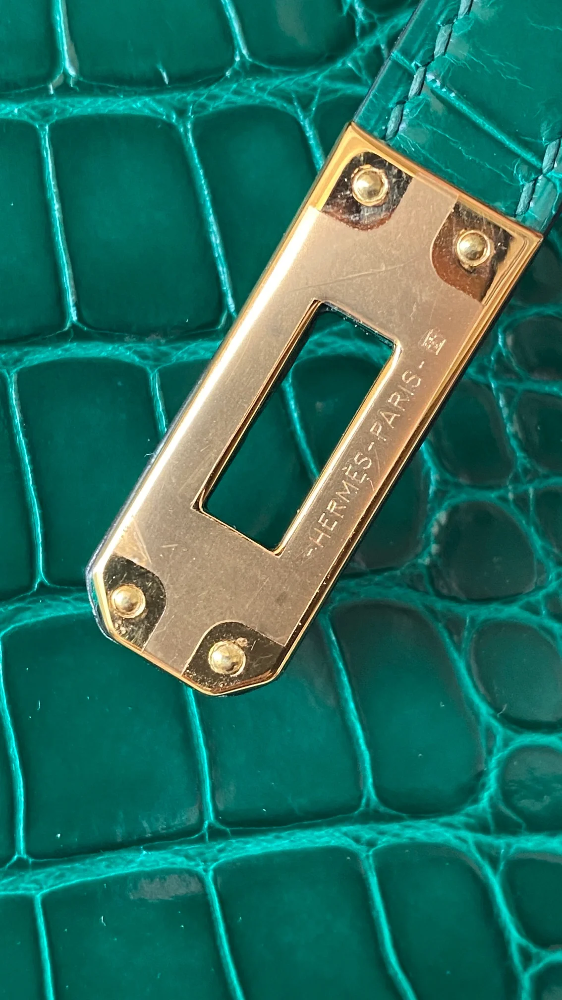 에르메스 켈리 포쉐트 엘리게이터 그린 골드 하드웨어 (100% HAND MADE)