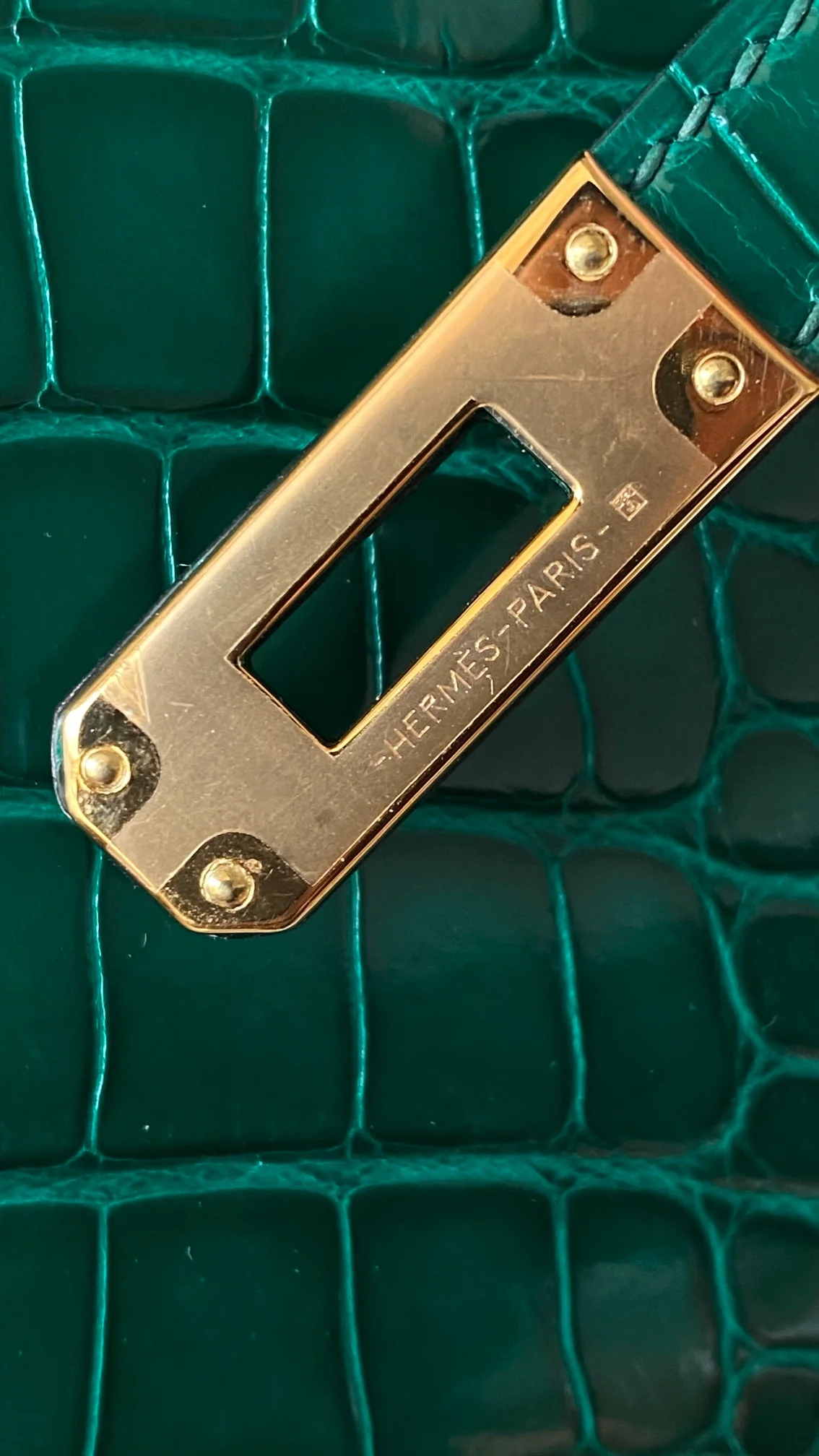 에르메스 켈리 포쉐트 엘리게이터 그린 골드 하드웨어 (100% HAND MADE)