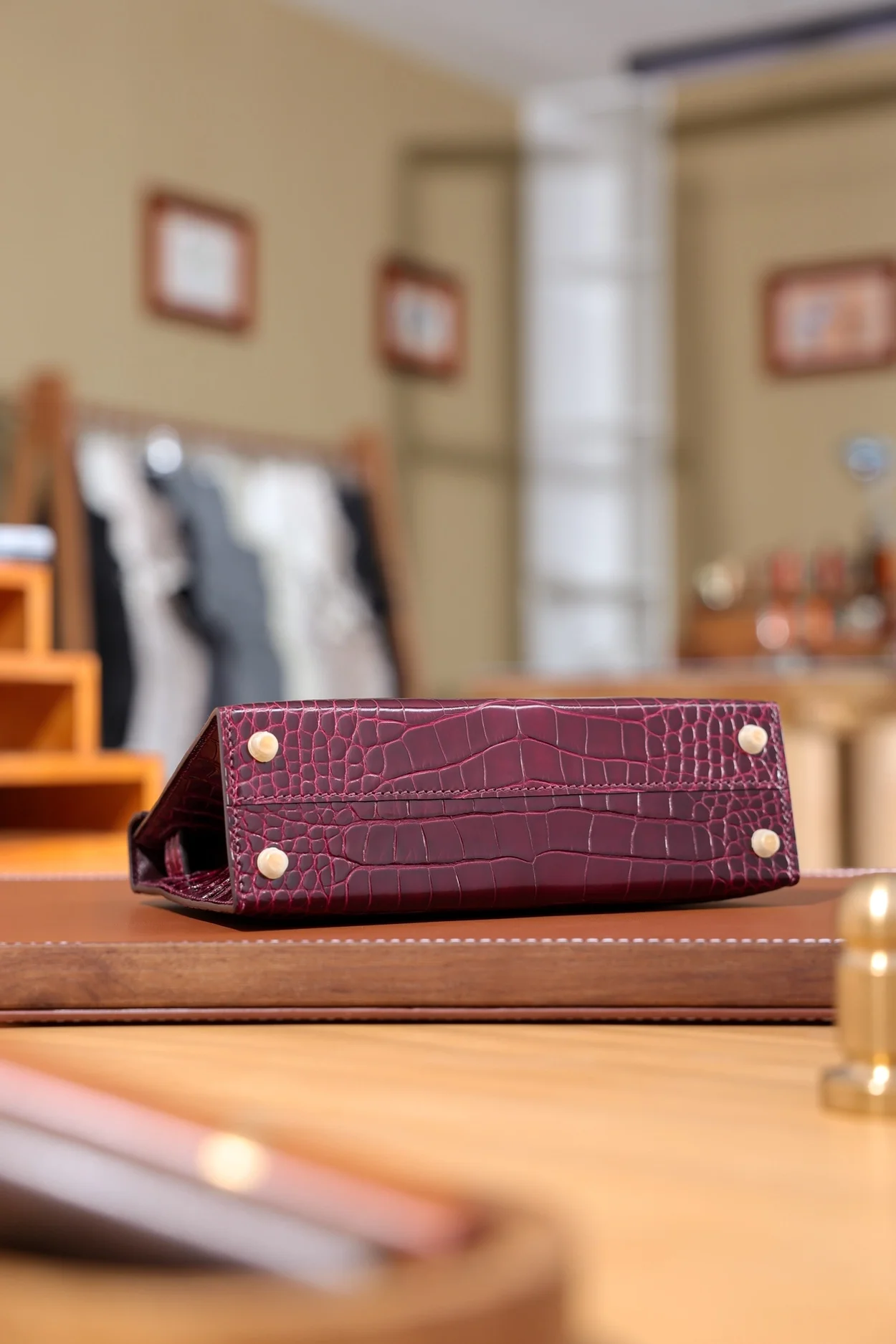 에르메스 미니 켈리 2 셀리에 엘리게이터 보르도 골드 하드웨어 (100% HAND MADE)