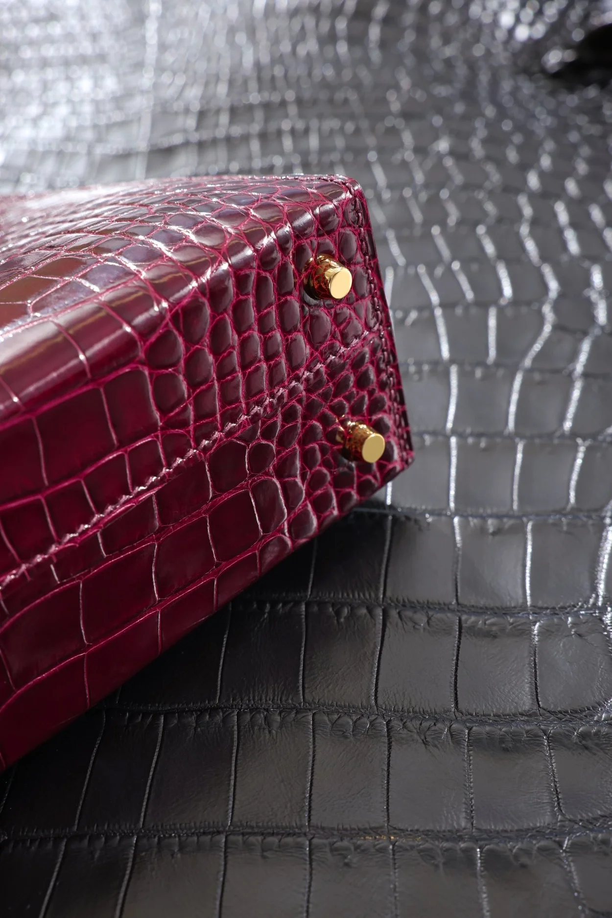 에르메스 미니 켈리 2 셀리에 엘리게이터 보르도 골드 하드웨어 (100% HAND MADE)