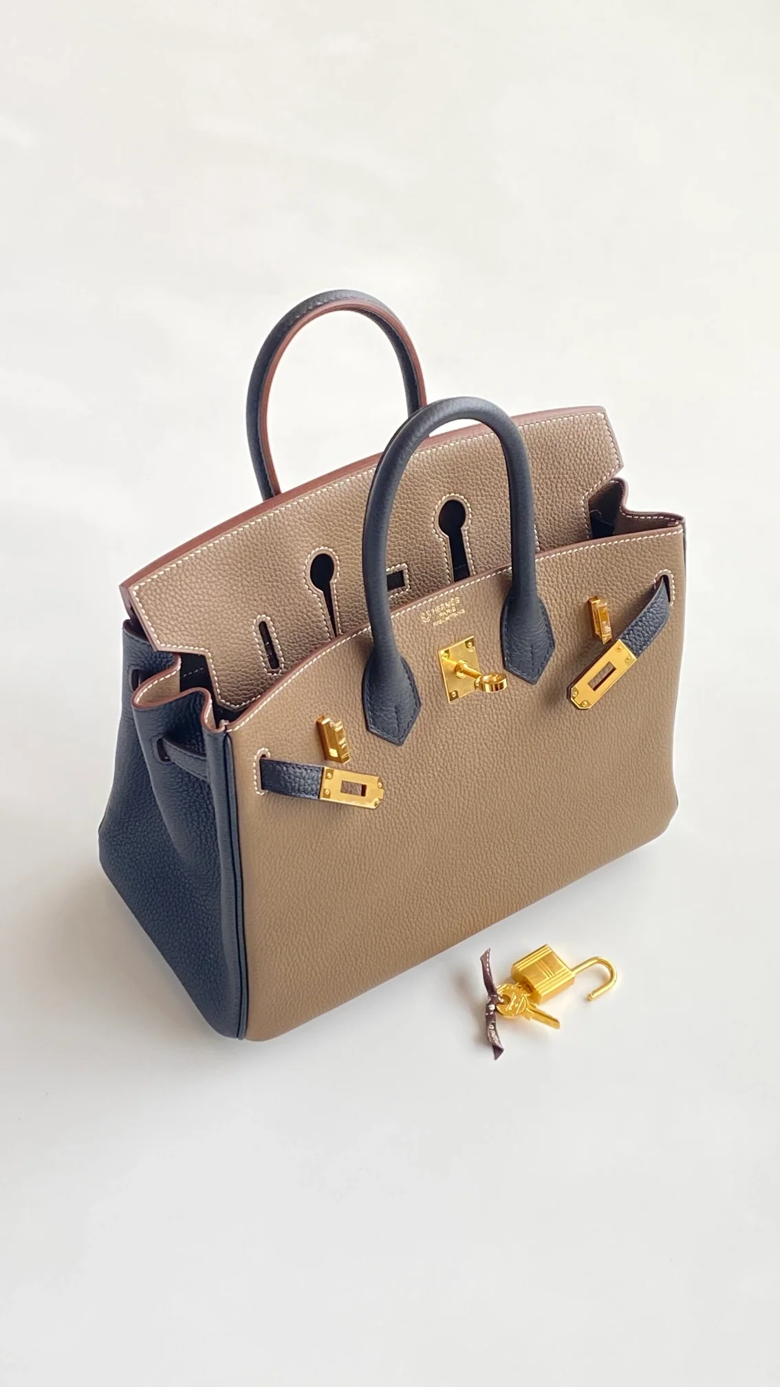 에르메스 버킨 25 르투르네 스페셜 오더 브라운 & 네이비 투톤 골드 하드웨어 (100% HAND MADE)