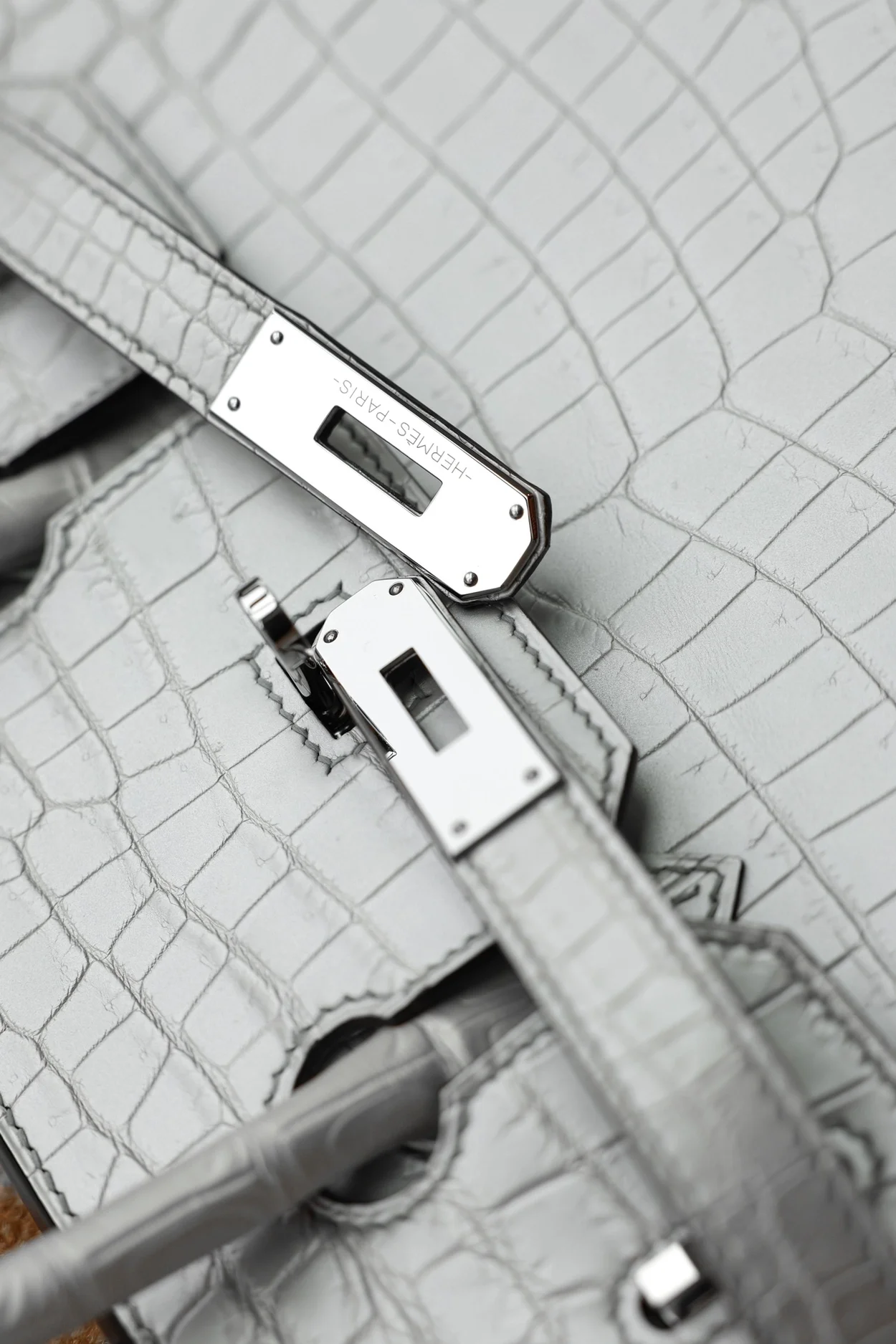 에르메스 버킨 30 르투르네 크로커다일 화이트 팔라듐 하드웨어 (100% HAND MADE)