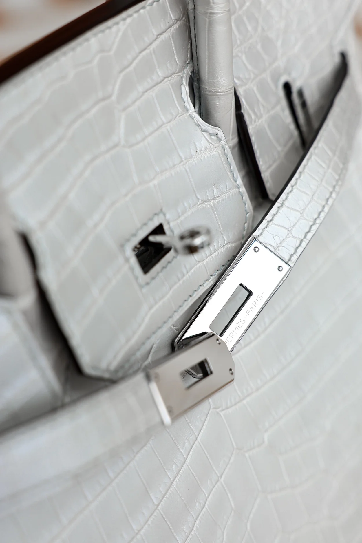 에르메스 버킨 30 르투르네 크로커다일 화이트 팔라듐 하드웨어 (100% HAND MADE)