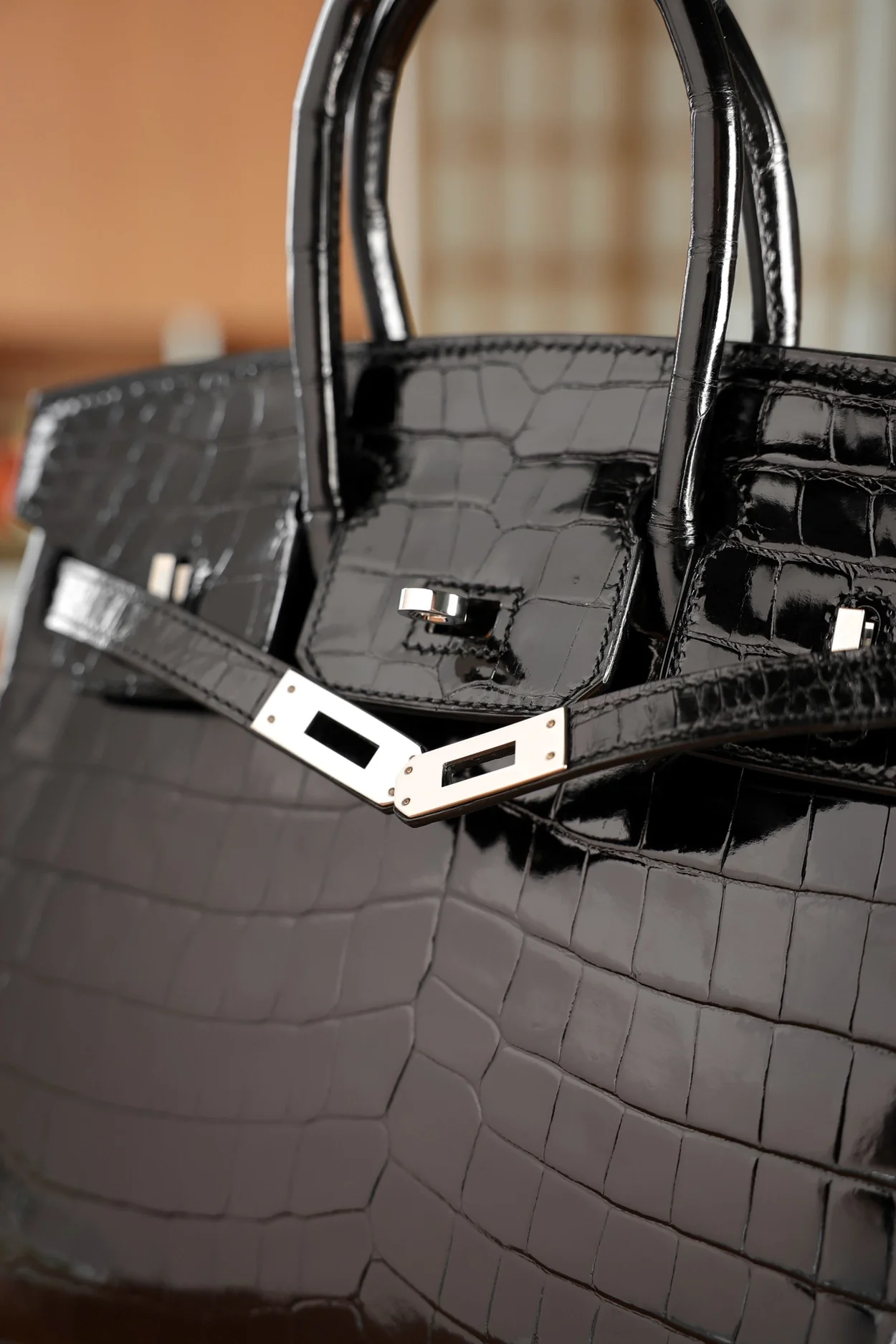 에르메스 버킨 25 르투르네 크로커다일 유광 블랙 실버 하드웨어 (100% HAND MADE)