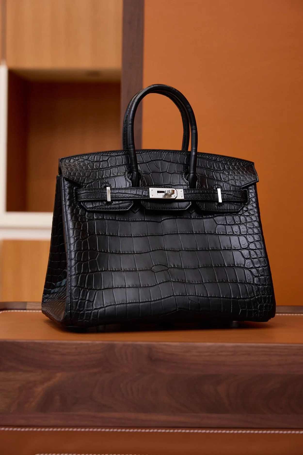 에르메스 버킨 25 셀리에 크로커다일 무광 블랙 실버 하드웨어 (100% HAND MADE)