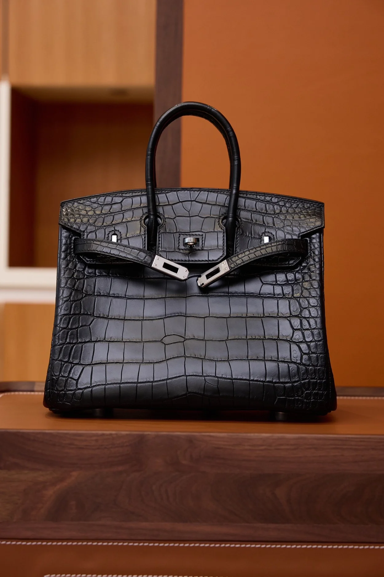 에르메스 버킨 25 셀리에 크로커다일 무광 블랙 실버 하드웨어 (100% HAND MADE)