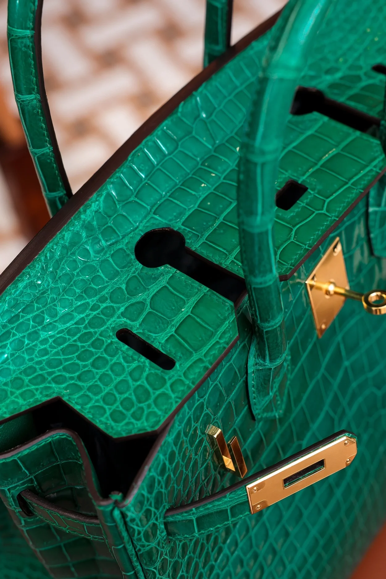 에르메스 버킨 30 르투르네 크로커다일 그린 골드 하드웨어 (100% HAND MADE)