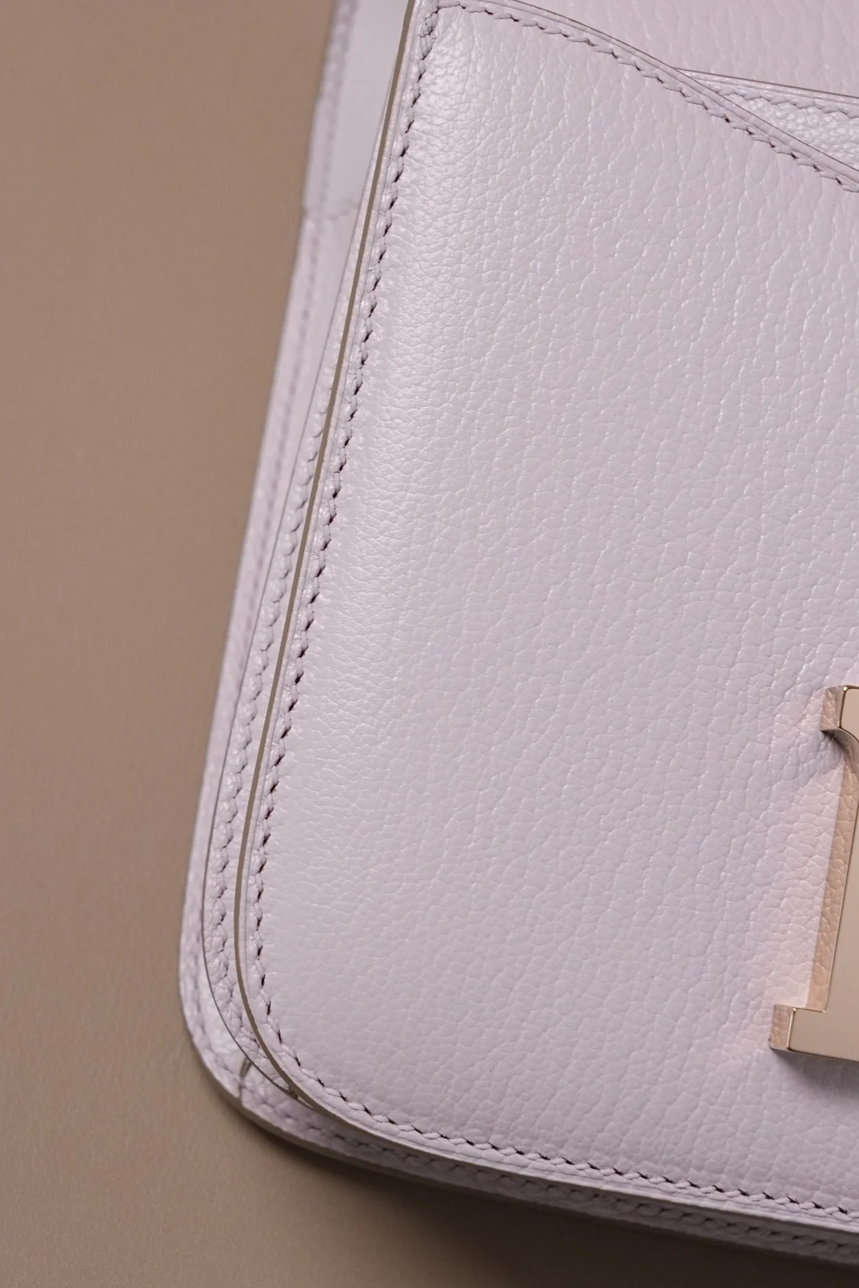 에르메스 콘스탄스 18 핑크 셰브르 로즈 골드 하드웨어 (100% HAND MADE)