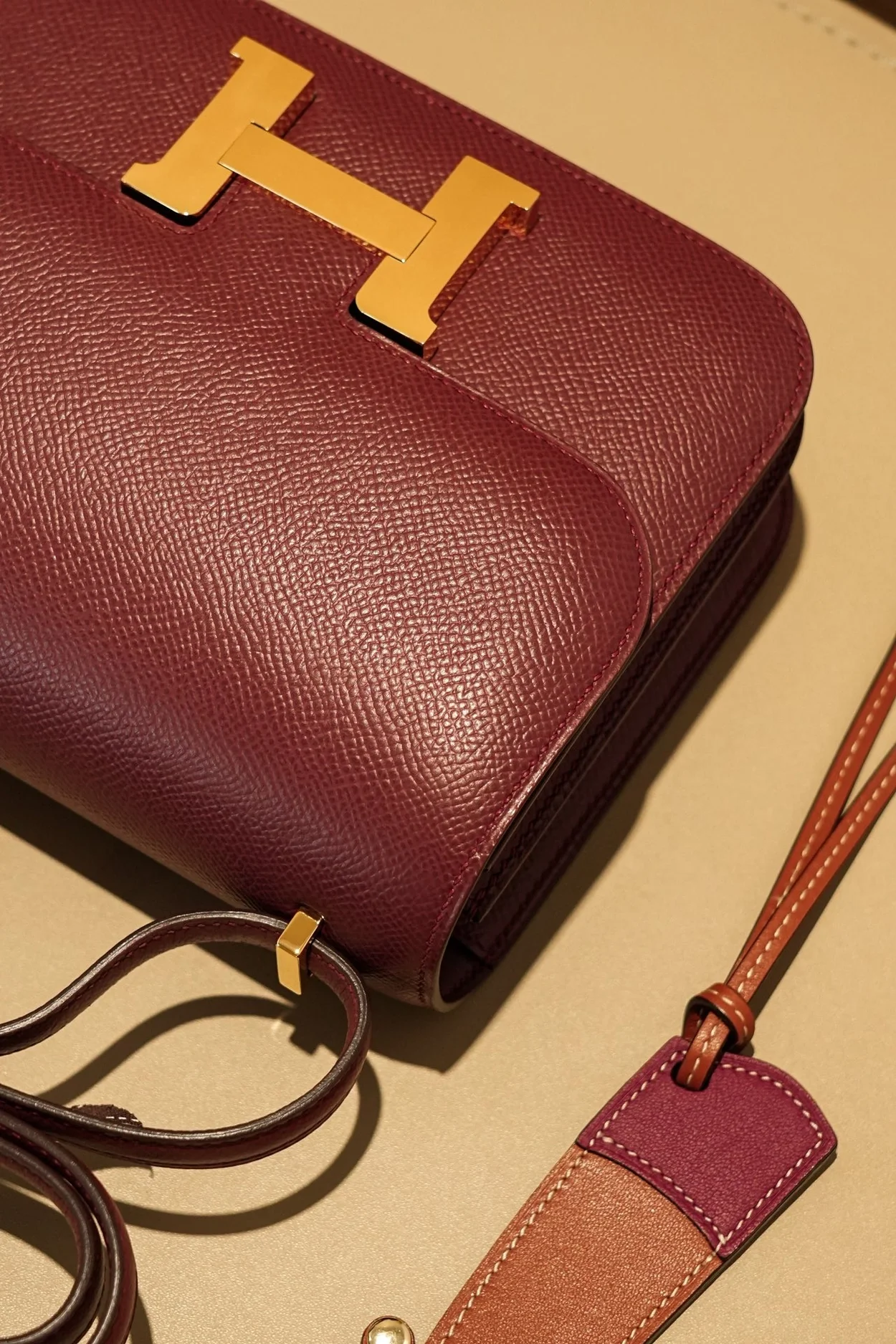 에르메스 콘스탄스 18 버건디 앱송 골드 하드웨어 (100% HAND MADE)