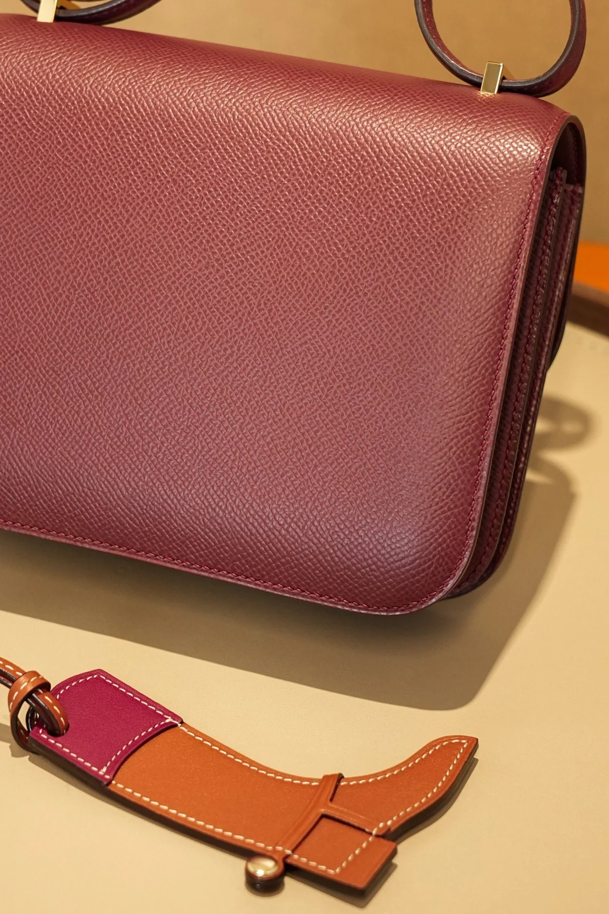 에르메스 콘스탄스 18 버건디 앱송 골드 하드웨어 (100% HAND MADE)