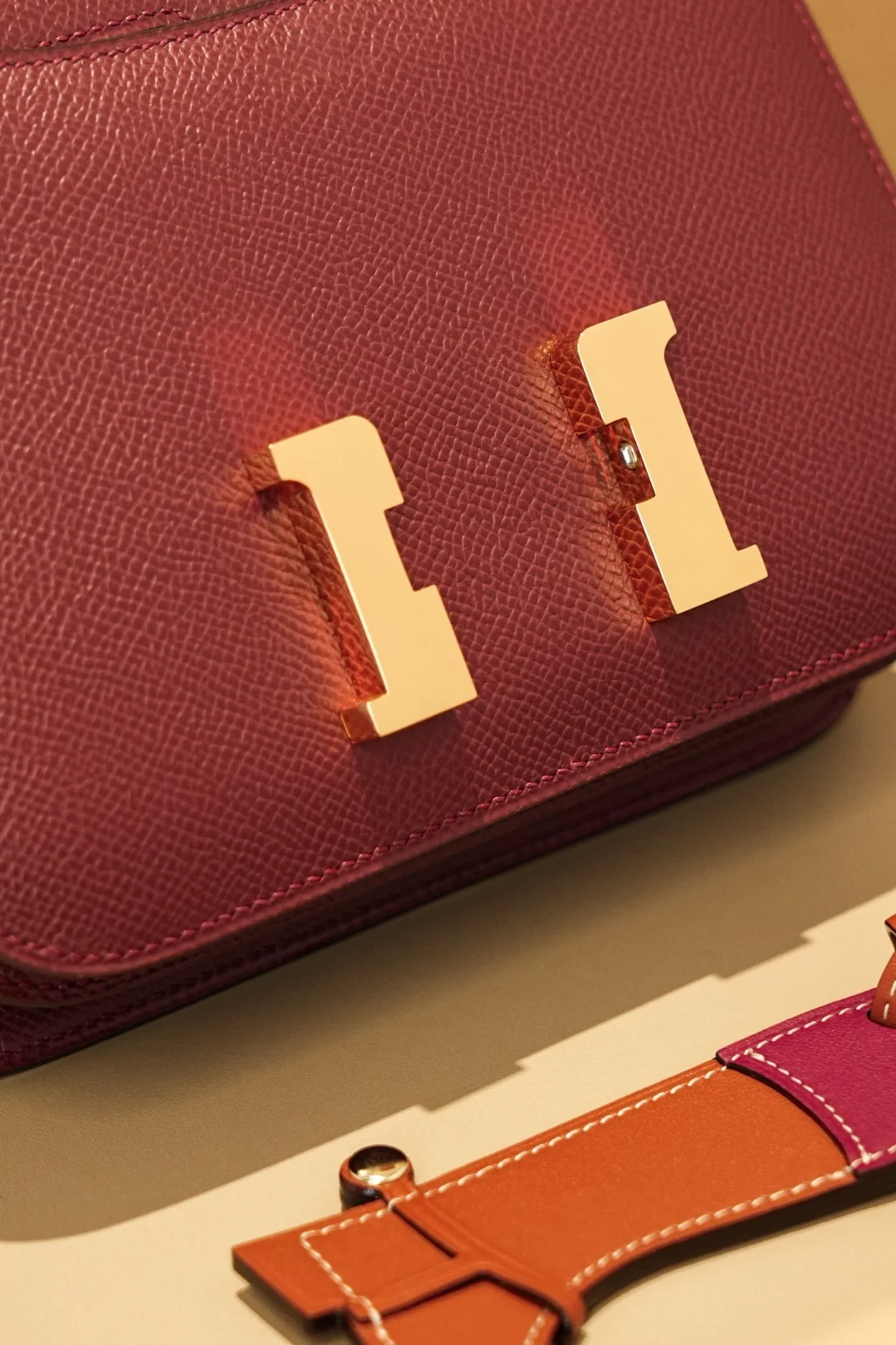 에르메스 콘스탄스 18 버건디 앱송 골드 하드웨어 (100% HAND MADE)