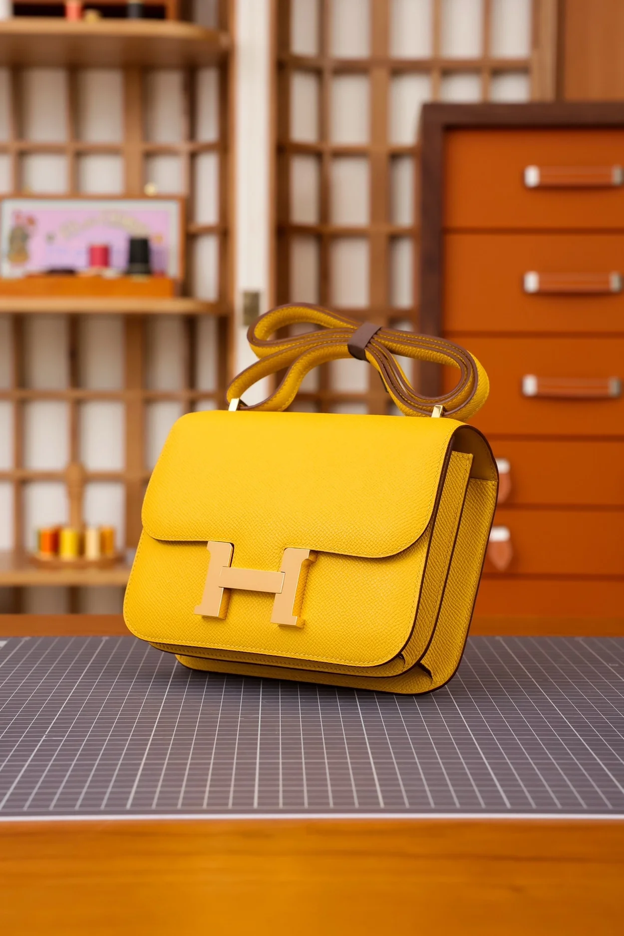 에르메스 콘스탄스 18 옐로우 앱송 골드 하드웨어 (100% HAND MADE)