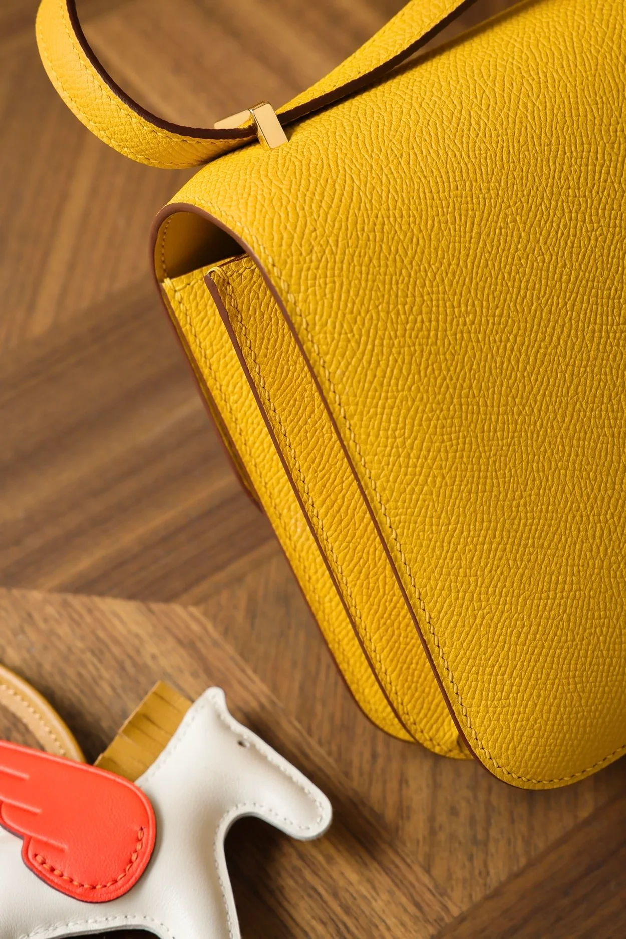 에르메스 콘스탄스 18 옐로우 앱송 골드 하드웨어 (100% HAND MADE)