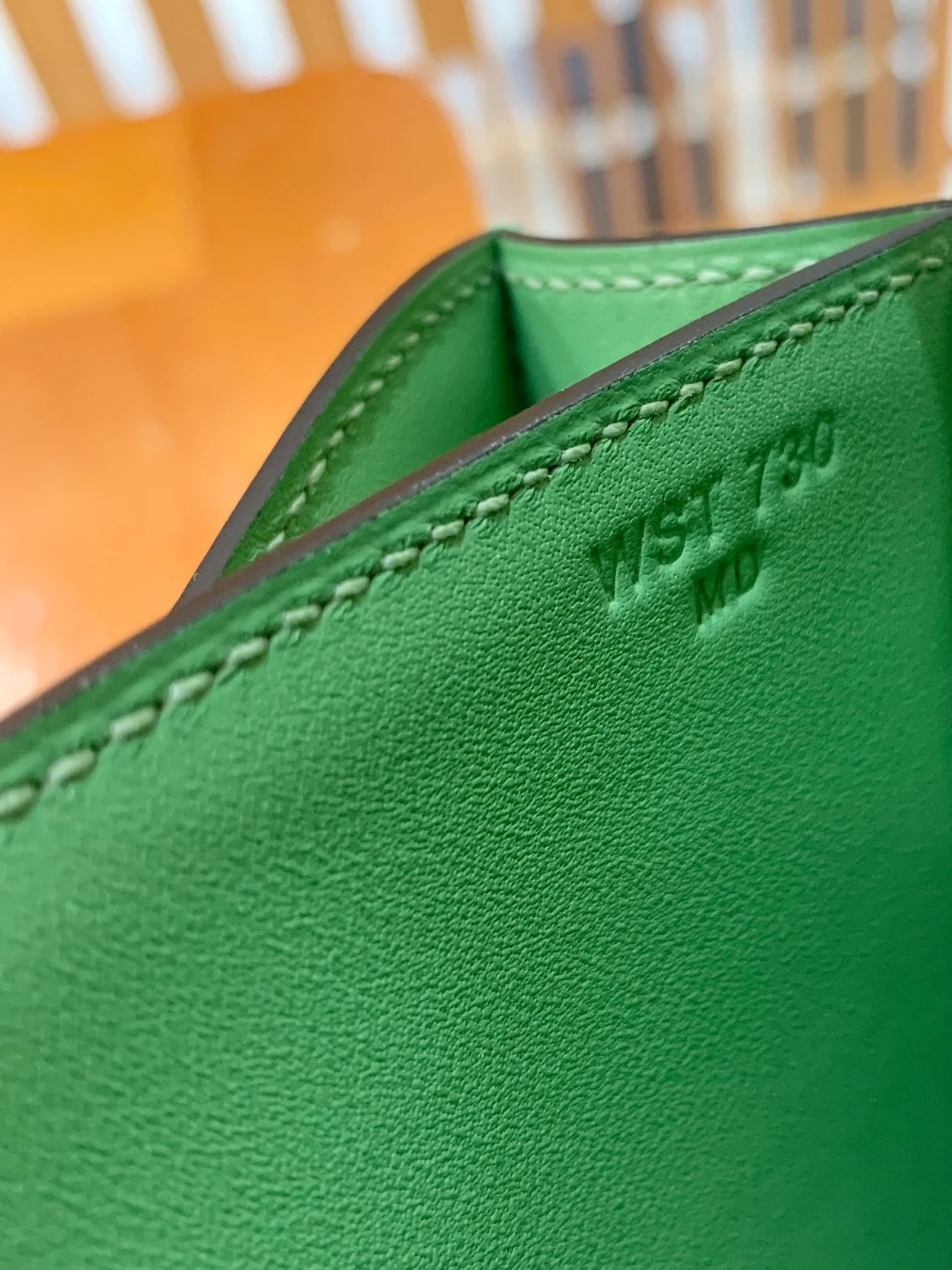 에르메스 콘스탄스 18 아보카도 그린 앱송 에나멜 인레이 버클 팔라듐 하드웨어 (100% HAND MADE)