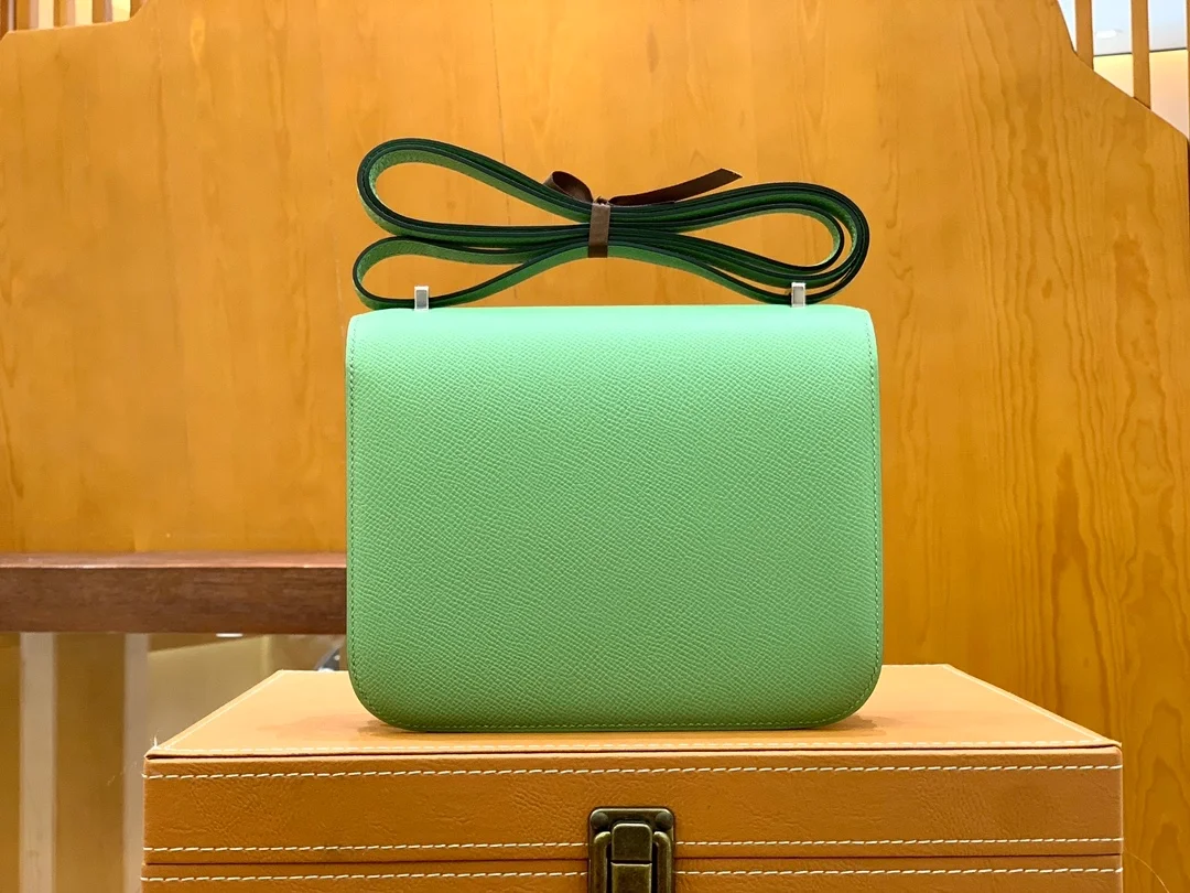 에르메스 콘스탄스 18 아보카도 그린 앱송 에나멜 인레이 버클 팔라듐 하드웨어 (100% HAND MADE)