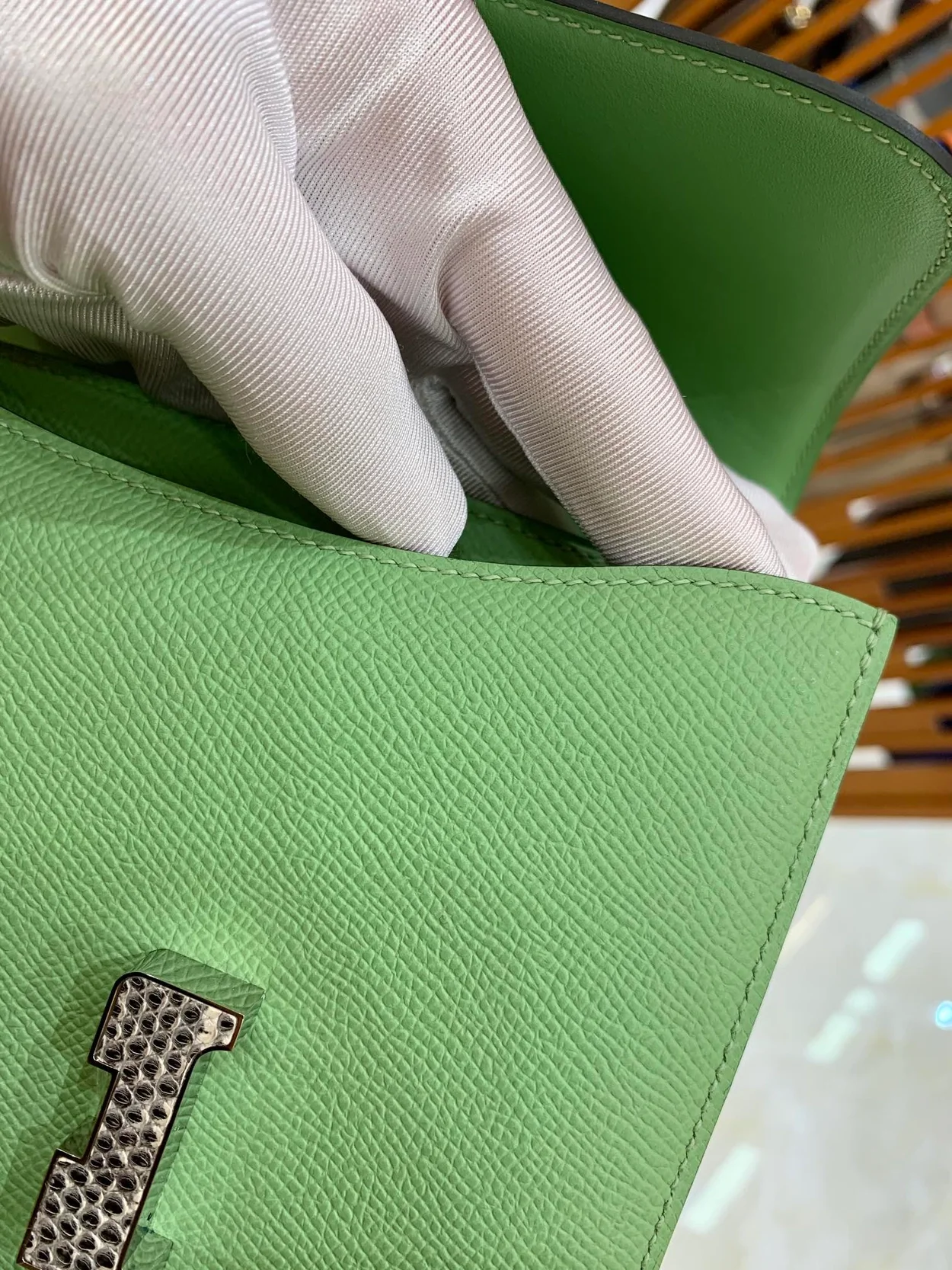 에르메스 콘스탄스 18 아보카도 그린 앱송 에나멜 인레이 버클 팔라듐 하드웨어 (100% HAND MADE)