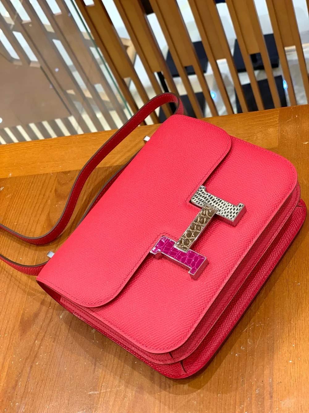 에르메스 콘스탄스 18 핑크 앱송 에나멜 인레이 버클 팔라듐 하드웨어 (100% HAND MADE)