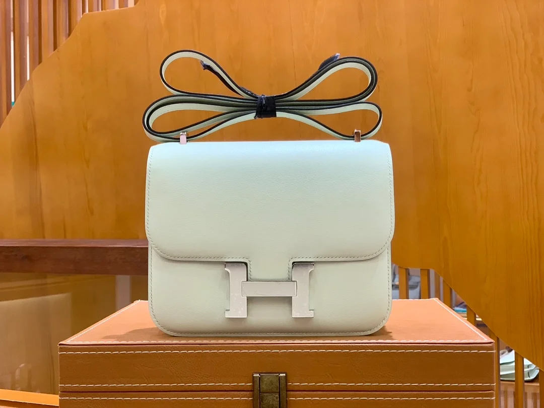 에르메스 콘스탄스 18 버블 그린 스위프트 팔라듐 하드웨어 (100% HAND MADE)