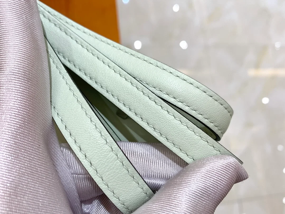 에르메스 콘스탄스 18 버블 그린 스위프트 팔라듐 하드웨어 (100% HAND MADE)