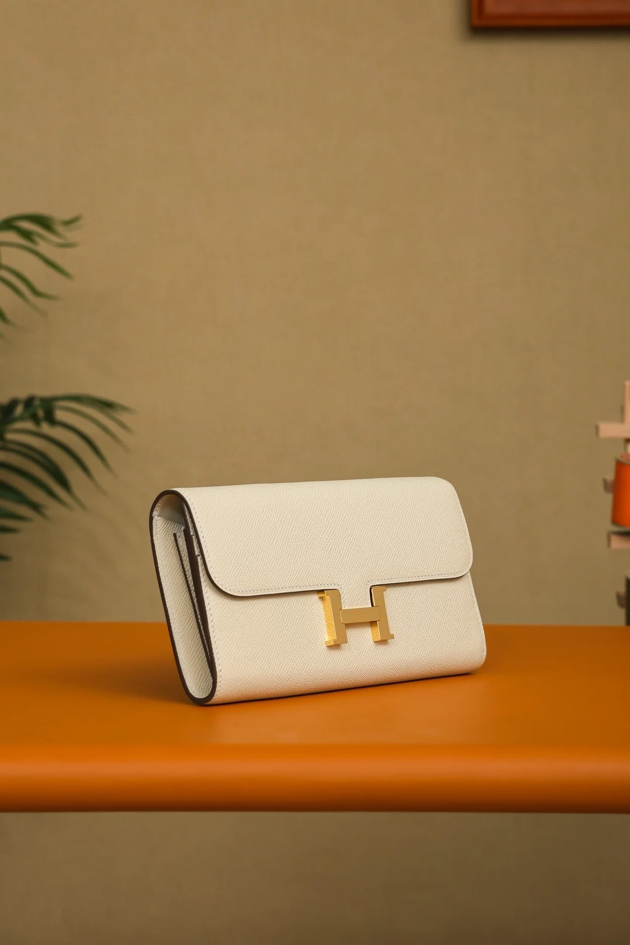 에르메스 콘스탄스 롱 투 고 지갑 크레 앱송 골드 하드웨어 (100% HAND MADE)