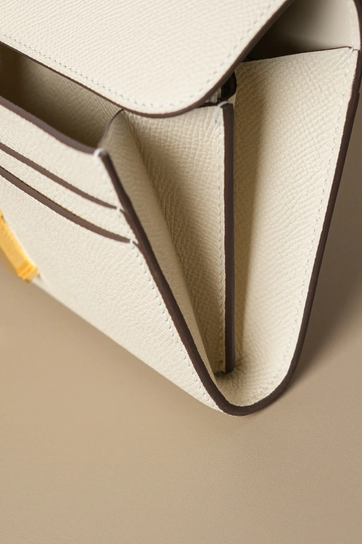 에르메스 콘스탄스 롱 투 고 지갑 크레 앱송 골드 하드웨어 (100% HAND MADE)