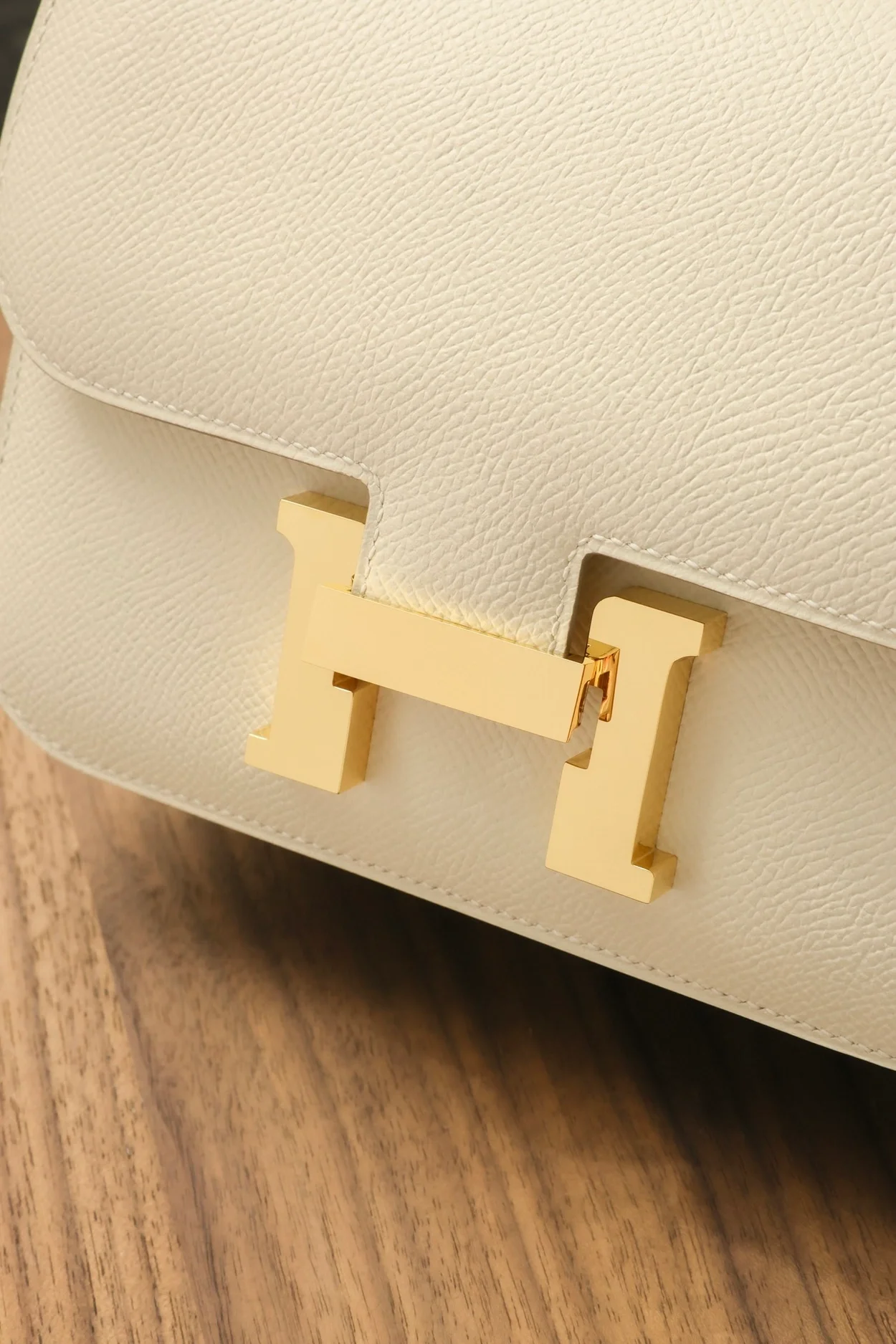 에르메스 콘스탄스 18 화이트 앱송 골드 하드웨어 (100% HAND MADE)