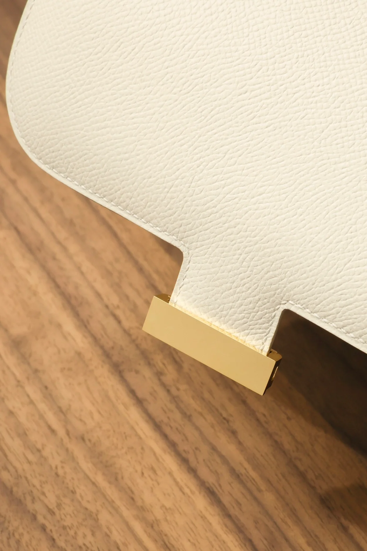 에르메스 콘스탄스 18 화이트 앱송 골드 하드웨어 (100% HAND MADE)