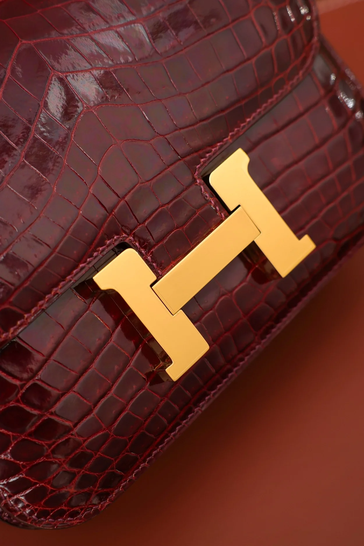 에르메스 콘스탄스 18 엘리게이터 버건디 골드 하드웨어 (100% HAND MADE)
