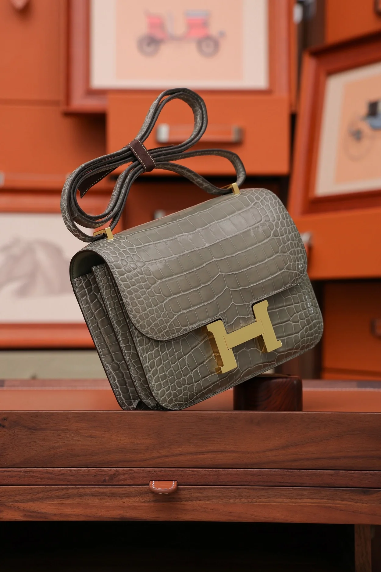 에르메스 콘스탄스 18 엘리게이터 그레이 골드 하드웨어 (100% HAND MADE)