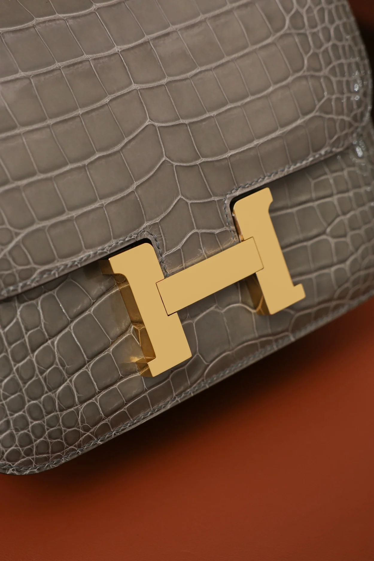 에르메스 콘스탄스 18 엘리게이터 그레이 골드 하드웨어 (100% HAND MADE)