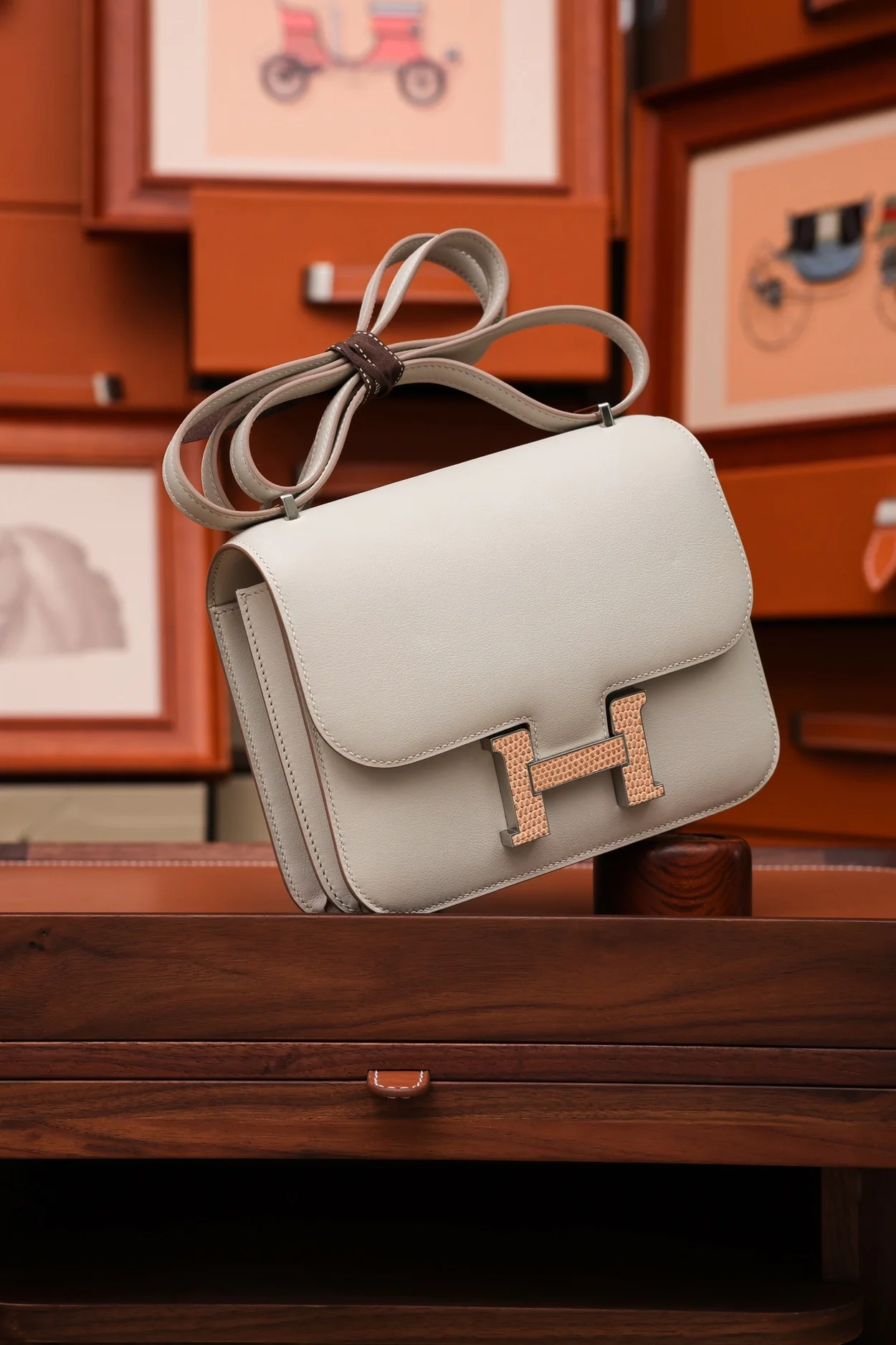 에르메스 콘스탄스 18 크레 스위프트 리자드 버클 팔라듐 하드웨어 (100% HAND MADE)