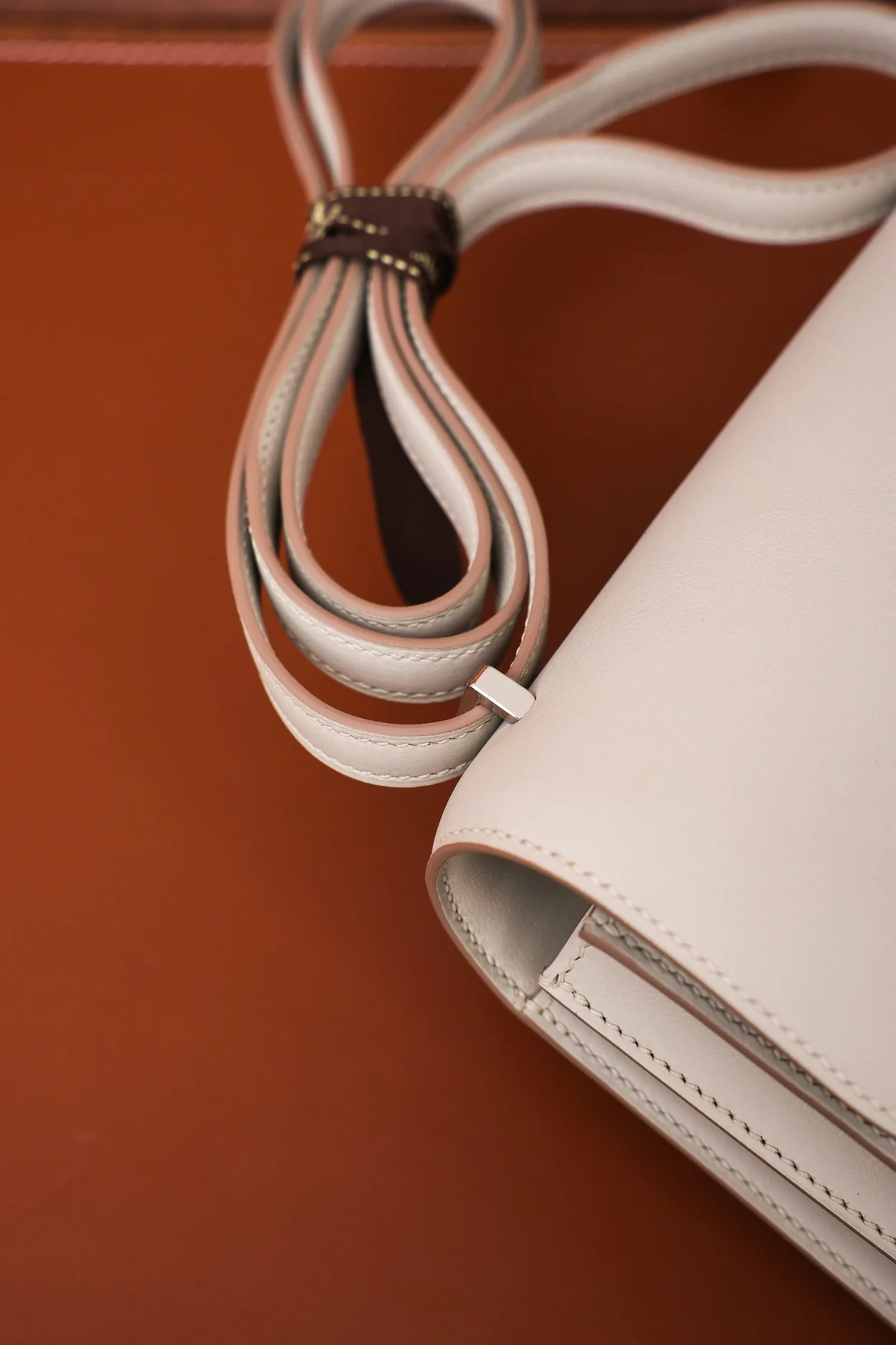 에르메스 콘스탄스 18 크레 스위프트 리자드 버클 팔라듐 하드웨어 (100% HAND MADE)