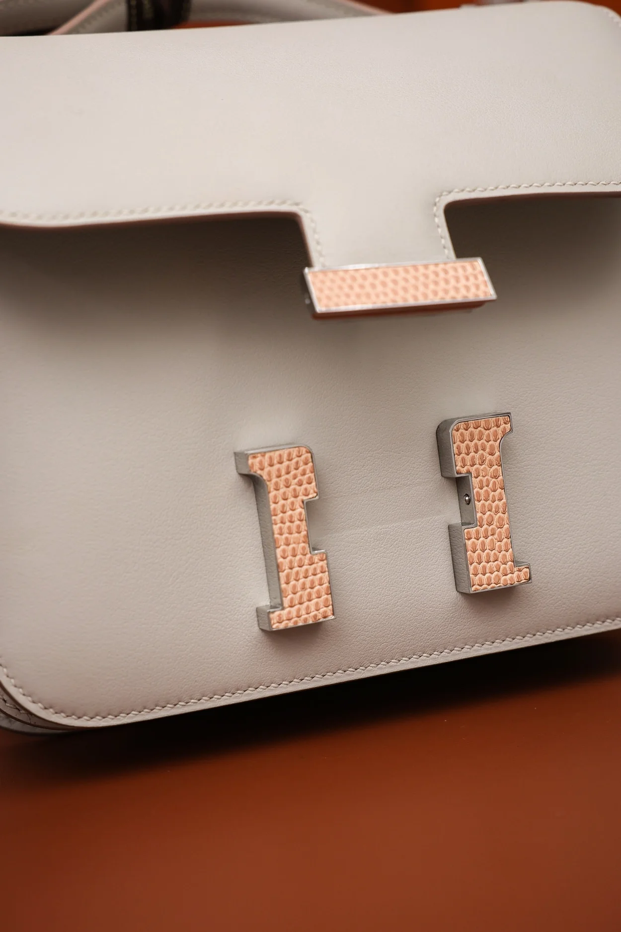 에르메스 콘스탄스 18 크레 스위프트 리자드 버클 팔라듐 하드웨어 (100% HAND MADE)