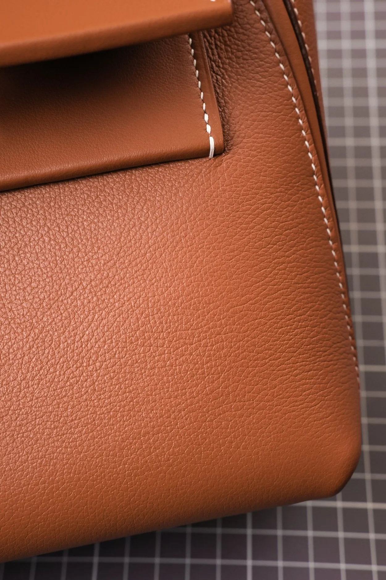 에르메스 2424 미니 백 브라운 골드 하드웨어 (100% HAND MADE)