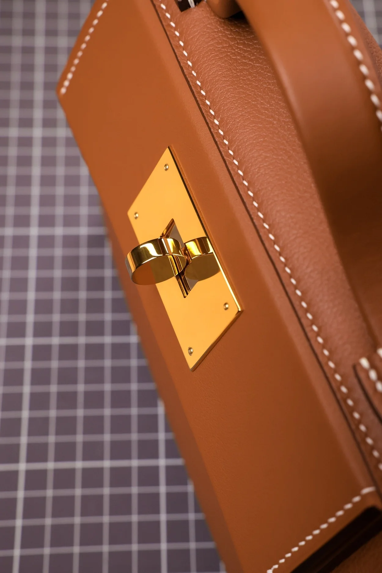 에르메스 2424 미니 백 브라운 골드 하드웨어 (100% HAND MADE)
