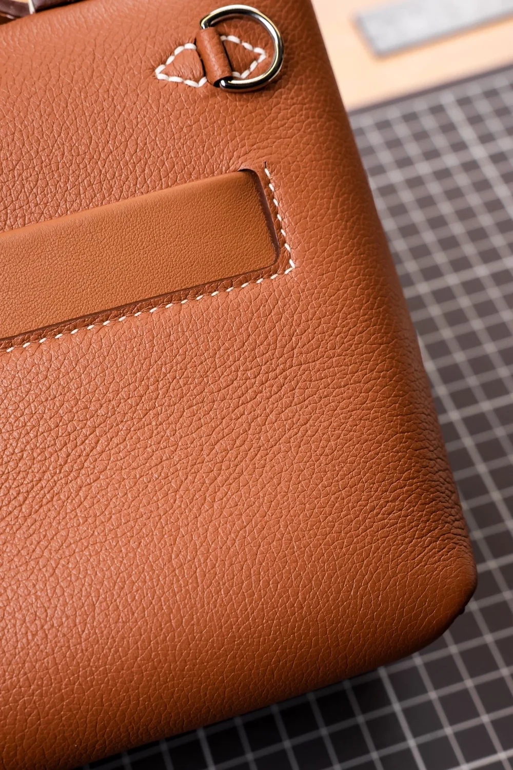 에르메스 2424 미니 백 브라운 팔라듐 하드웨어 (100% HAND MADE)