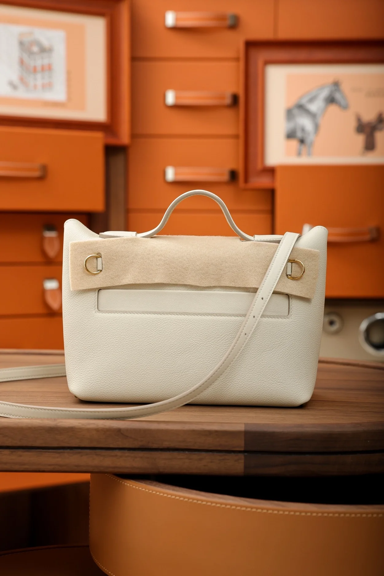 에르메스 뉴켈리 2424백 베통 골드 하드웨어 (100% HAND MADE)