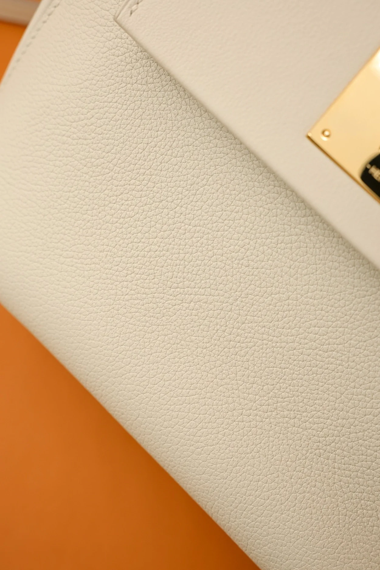 에르메스 뉴켈리 2424백 베통 골드 하드웨어 (100% HAND MADE)