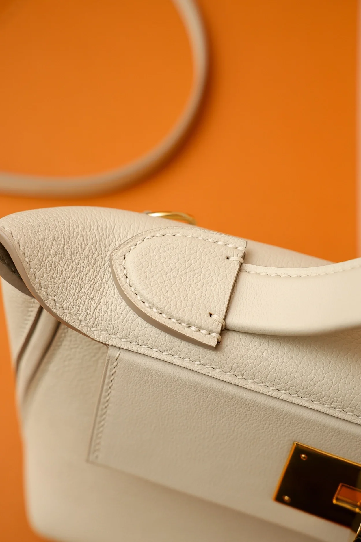 에르메스 뉴켈리 2424백 베통 골드 하드웨어 (100% HAND MADE)