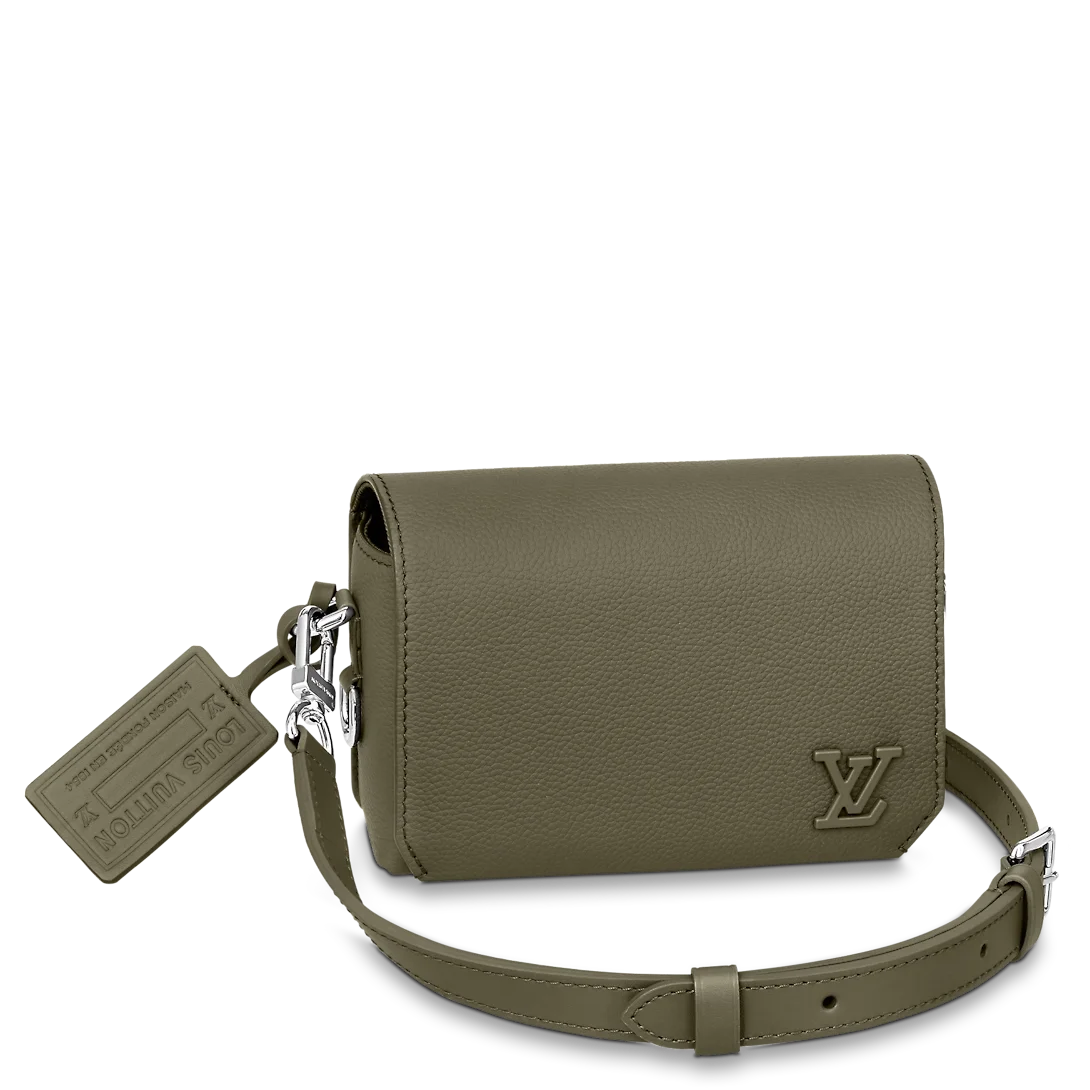 루이비통 패스트라인 웨어러블 월릿 M82086