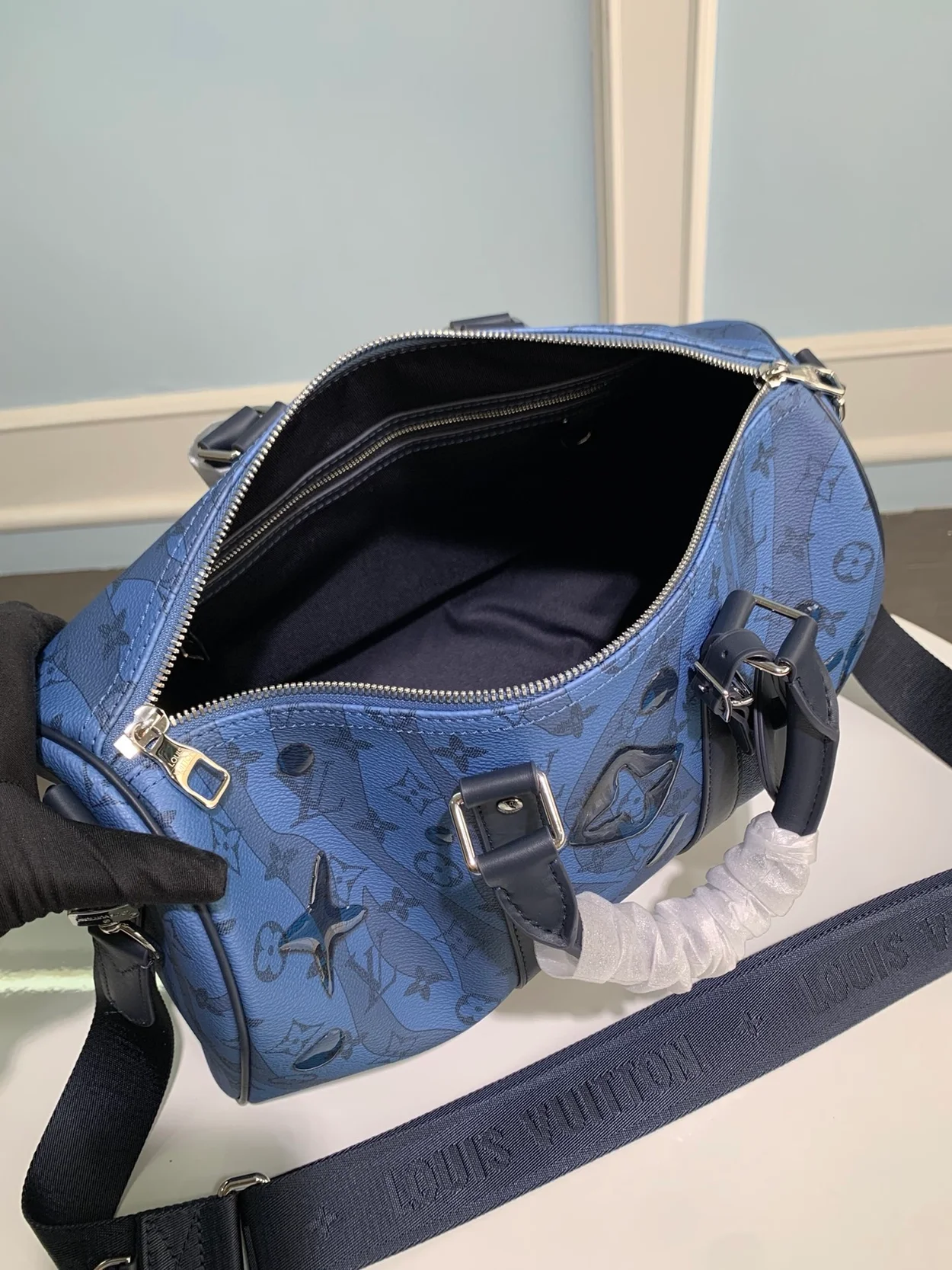 루이비통 키폴 반둘리에 35 M22573