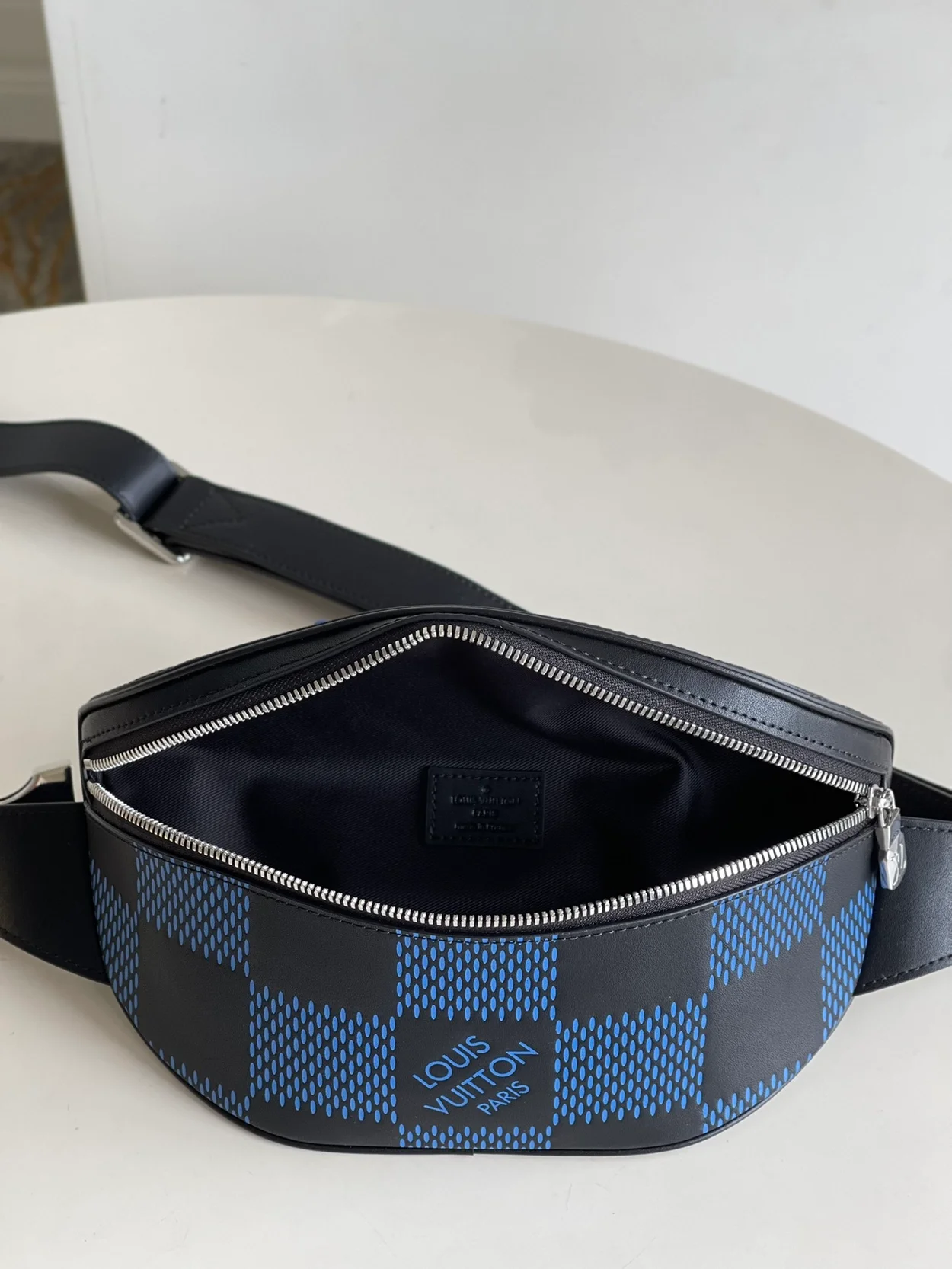 루이비통 캠퍼스 범백 N50022