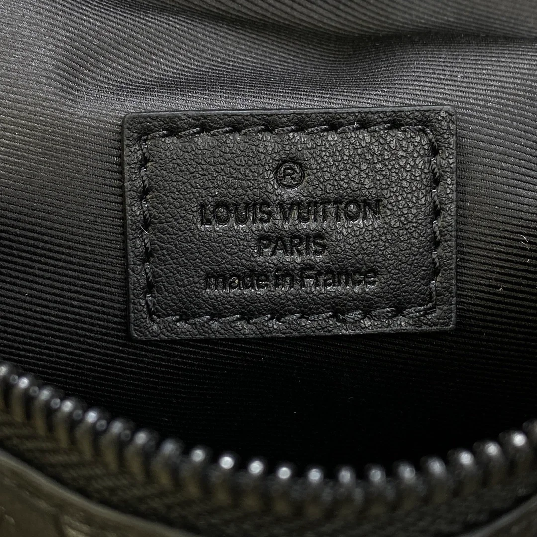 루이비통 디스커버리 PM 범백 M46036