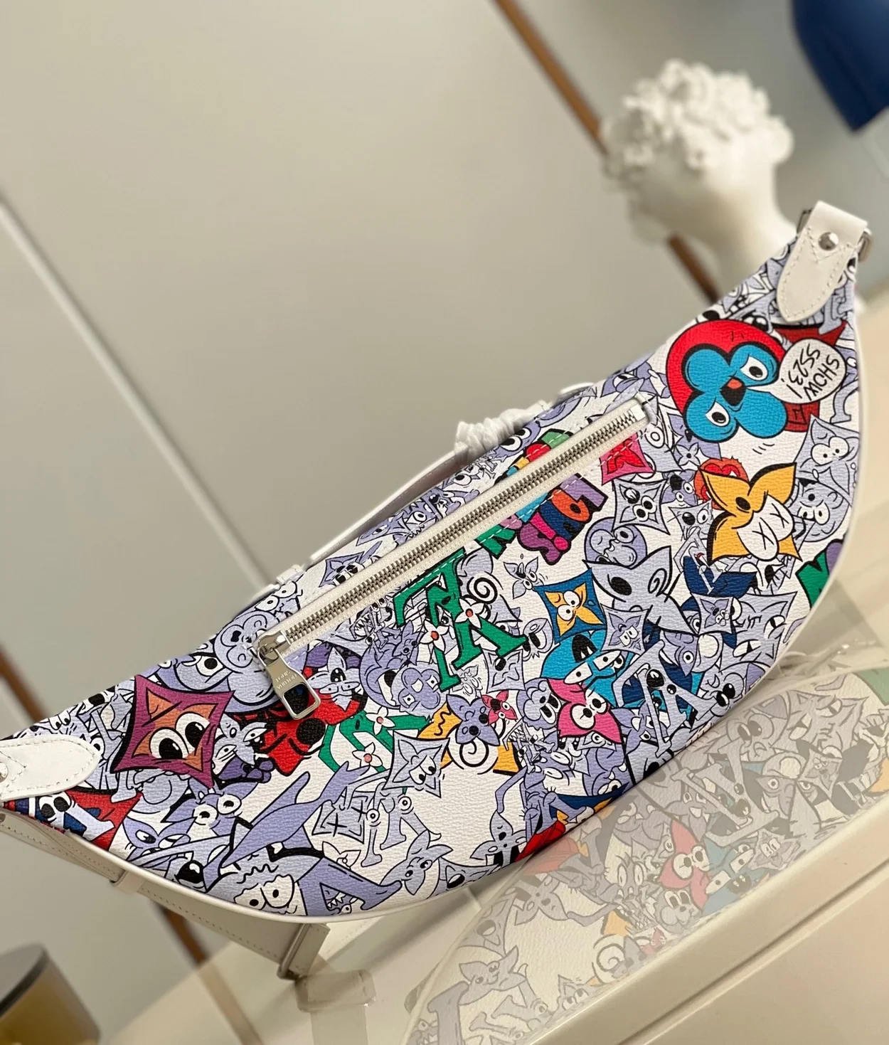 루이비통 멀티 포켓 범백 M21853